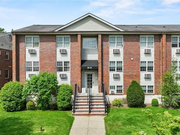 671 Metacom Ave Unit 31, Bristol, RI 02809