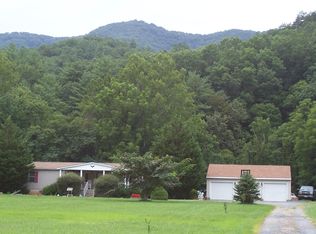 2745 School House Rd, Covington, VA 24426