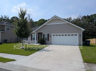 673 Meloney Dr, Hinesville, GA 31313