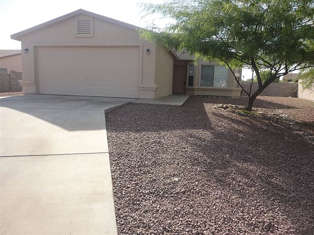 1st image of 1804 W Horn Mesa Pl