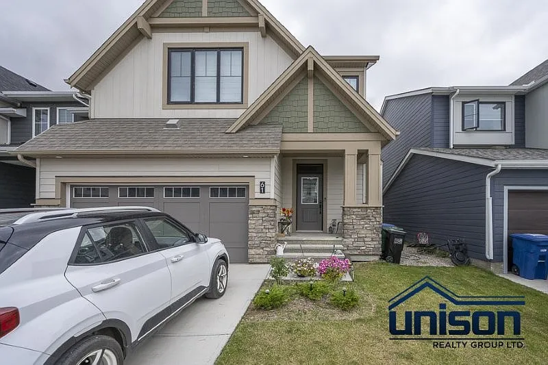 4 bed, 2300 sqft, $3,000 — Photo 3