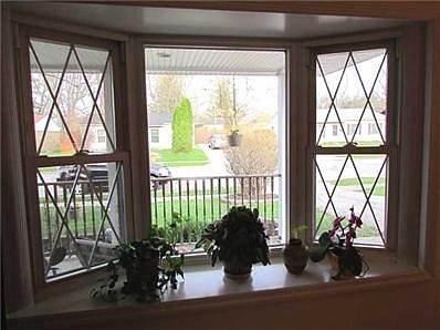3rd image of 3704 N Lombardy Pl