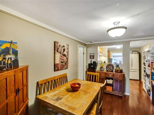 miami-florida-43808429 picture