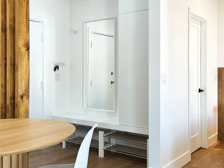 630 S Cochran Ave #101 — Photo 4