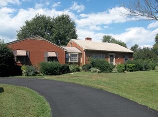 26121 N James Madison Hwy, New Canton, VA 23123