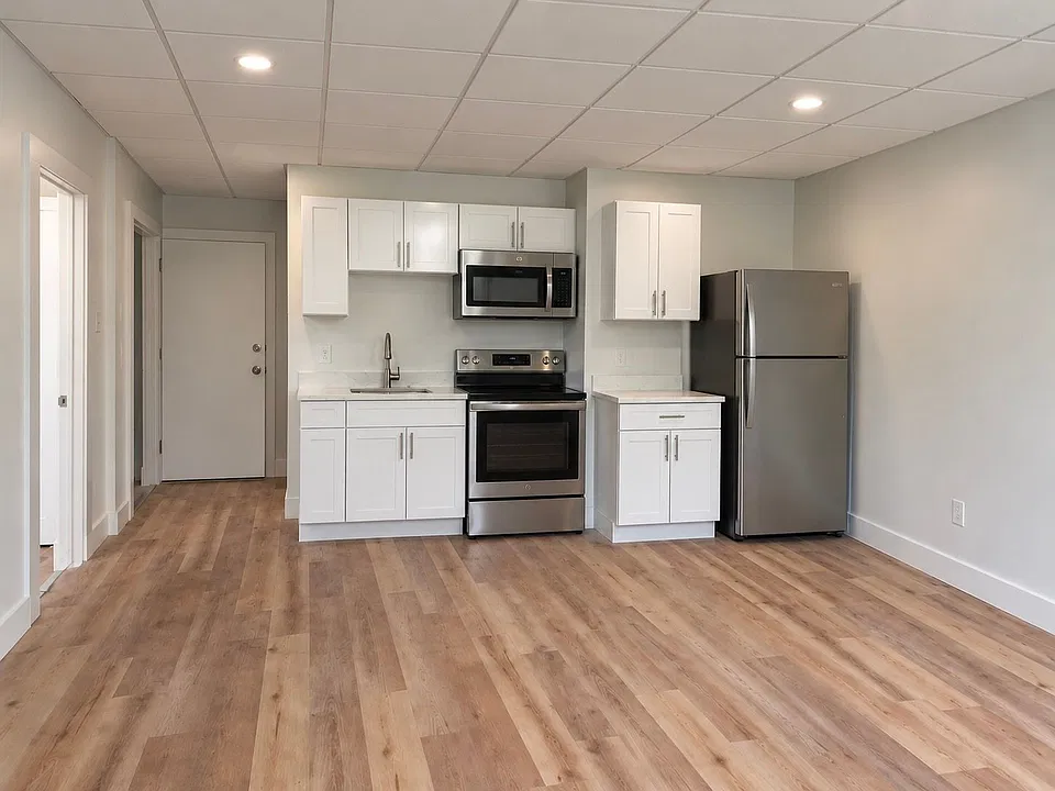 112 Prospect Ave #6
