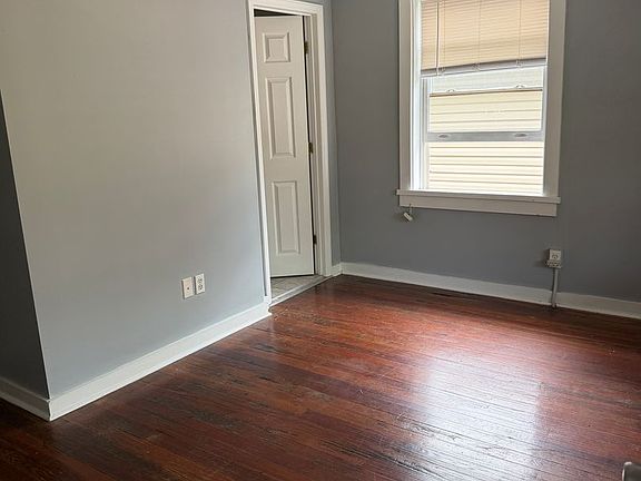 5th image of 25 Grail St APT 2