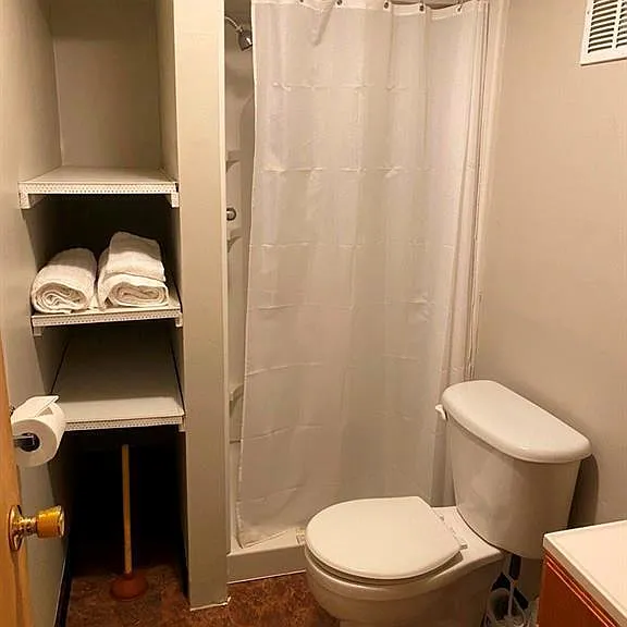 2810 Deerwood Dr — Photo 28