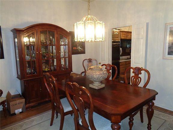 3rd image of 5644 Puerto Vallarta Dr