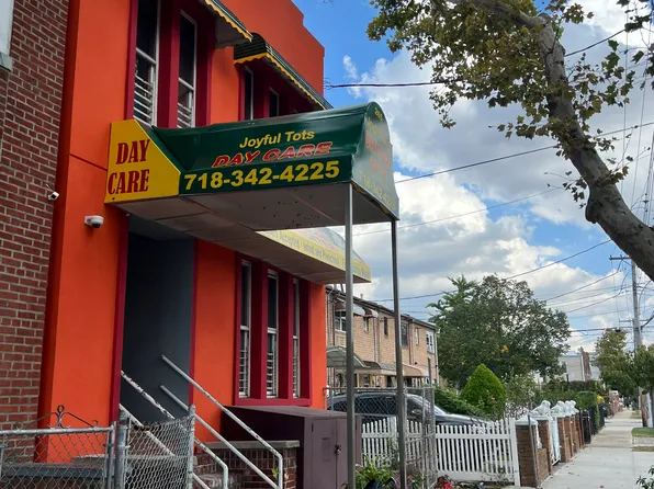 265 Lott Avenue image 5 of 5