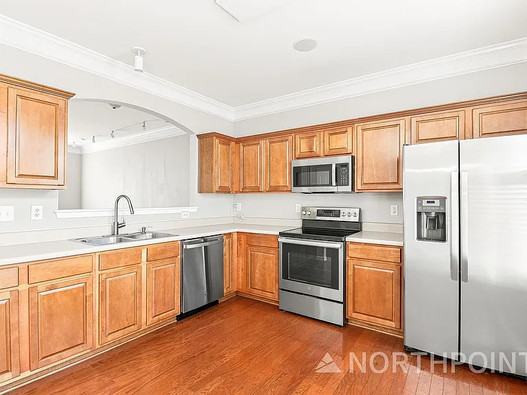 9311 Greenheather Dr — Photo 7