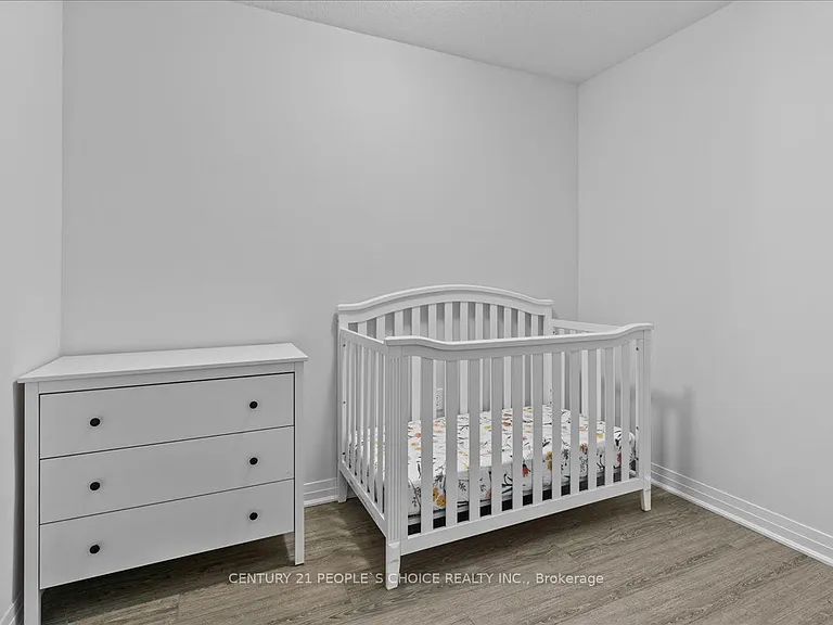51 Sparrow Ave #56 — Photo 20
