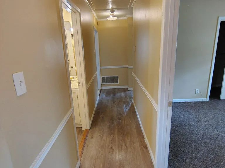 1676 Pine Ave SW — Photo 5