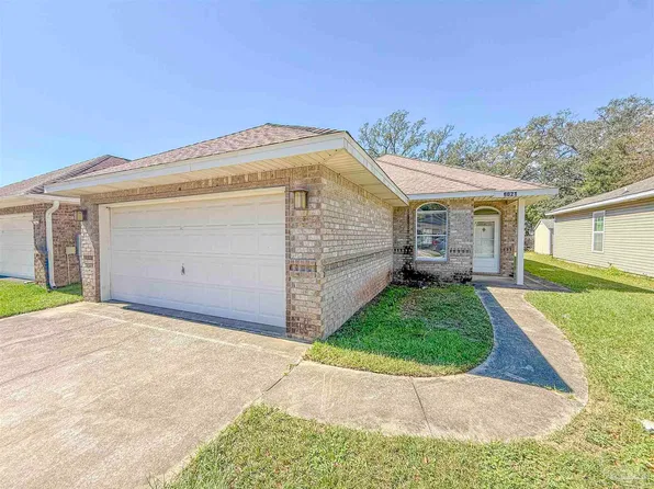 6021 Champion Oaks Dr, Pensacola, FL 32526