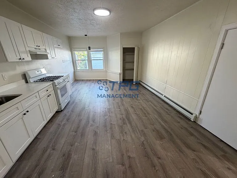 6 Oswald Pl #2 — Photo 6
