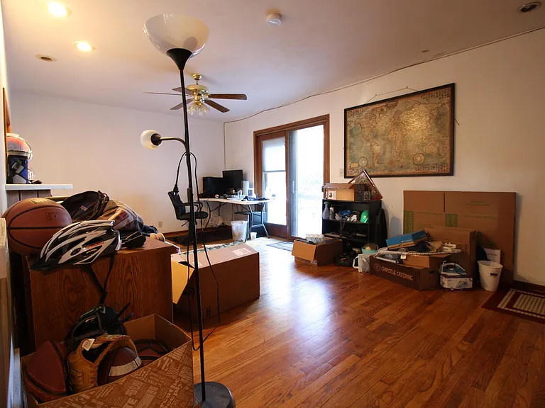 326 Westwood Dr — Photo 8