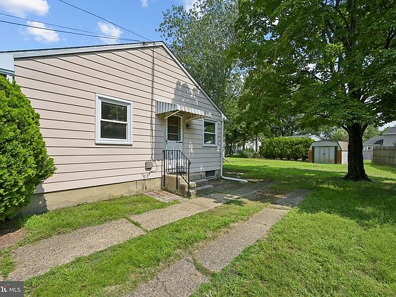 2nd image of 323 Juniata Ave