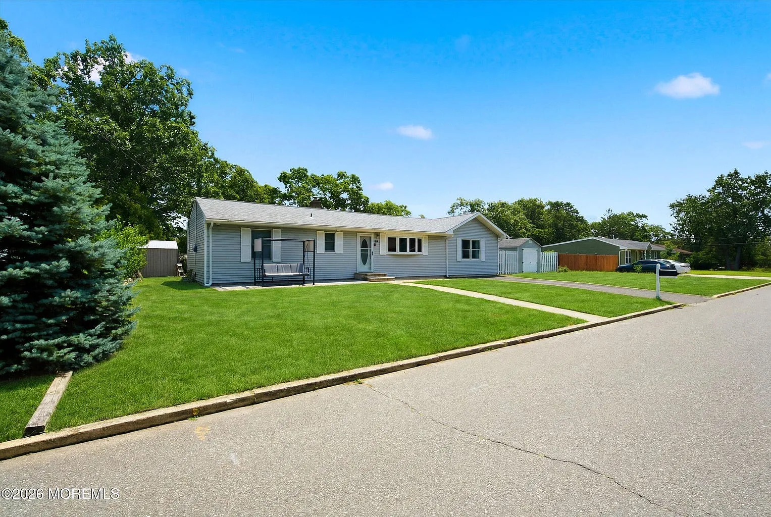 4 bed, 1620 sqft, $3,450 — Photo 3