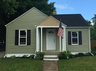 1005 Canal St, Three Rivers, MI 49093