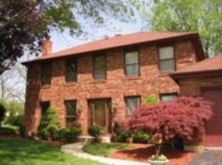 3451 Hickory Ct, Downers Grove, IL 60515