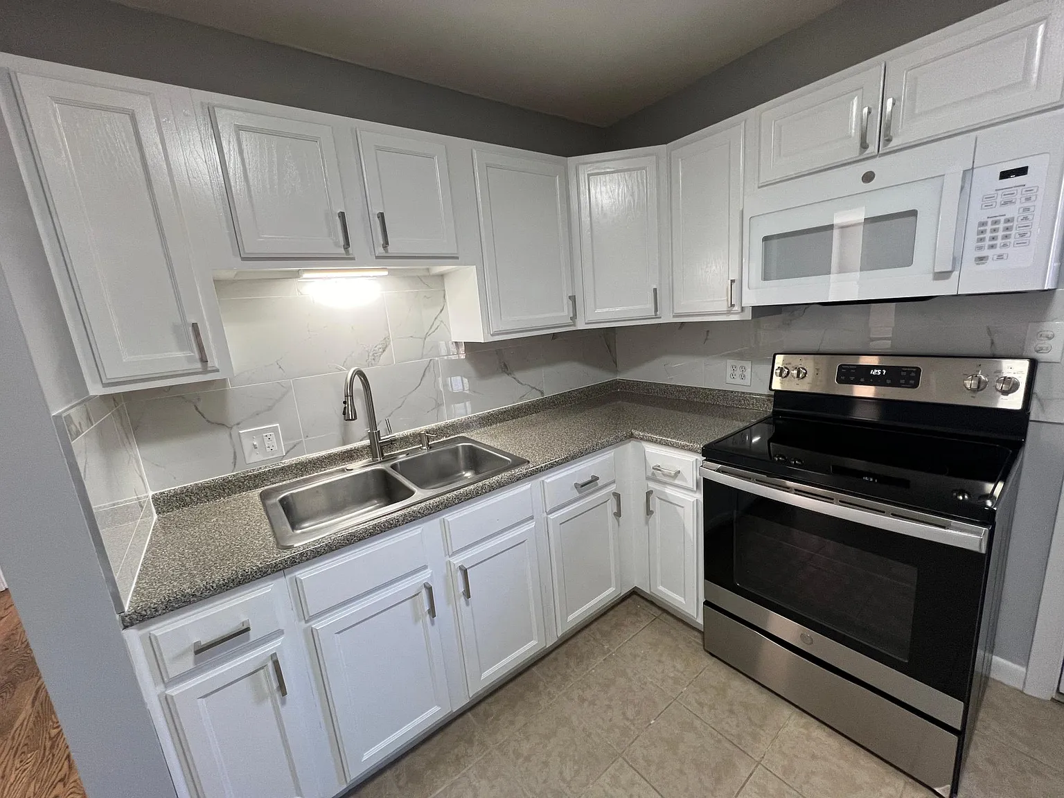 78 Obtuse Hill Rd — Photo 1