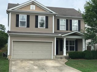 1020 Lexington Farms Dr, Spring Hill, TN 37174