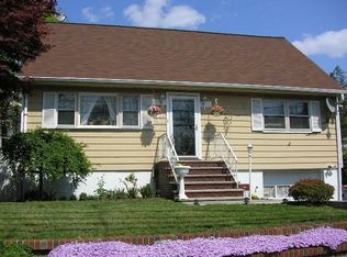 24 Colfax Rd, Wayne, NJ 07470