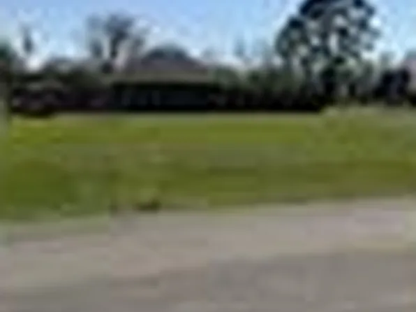 1604 Walenta Ave, Rosenberg, TX 77471