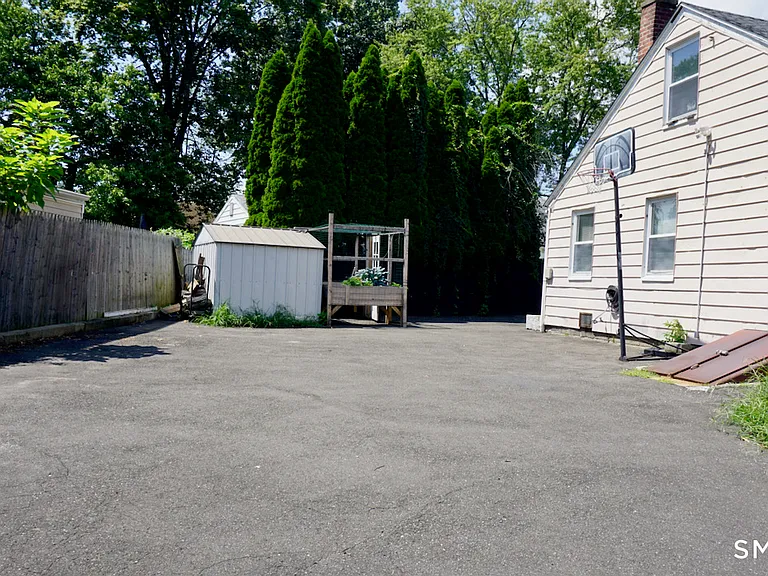 223 Pearl Harbor St — Photo 11