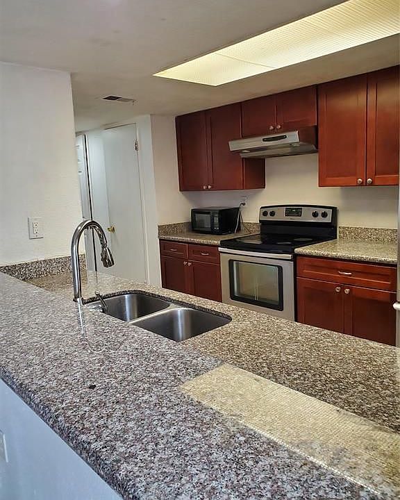 1st image of 781 Country Place Dr APT 2078
