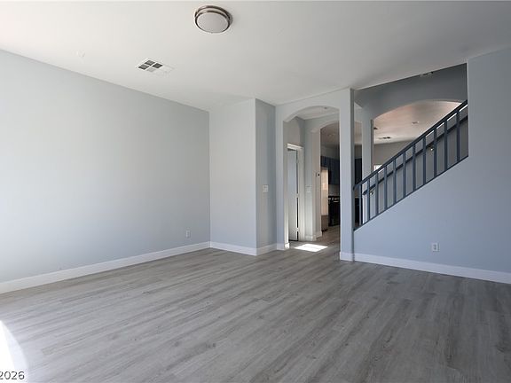 3rd image of 6777 Mahogany Meadows Ave