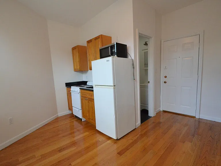 58 Westland Ave #27 — Photo 4