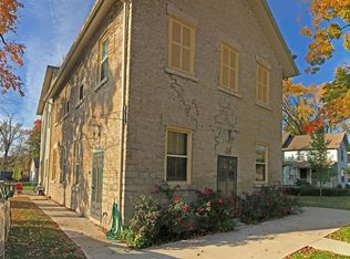 133 Division St, Kelleys Island, OH 43438