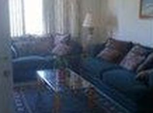 4045 Abourne Rd APT C, Los Angeles, CA 90008