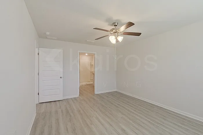 409 Monarch Ln — Photo 16