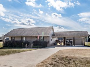 1037 12th Ave NW, Arab, AL 35016