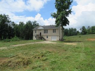 635 Little Cir, Tallapoosa, GA 30176