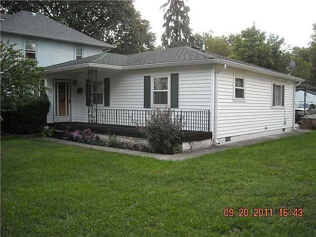 1st image of 934 N Temple Ave