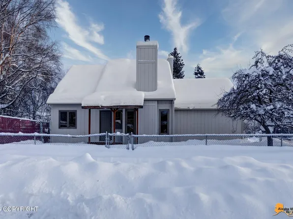 6851 Cranberry St, Anchorage, AK 99502