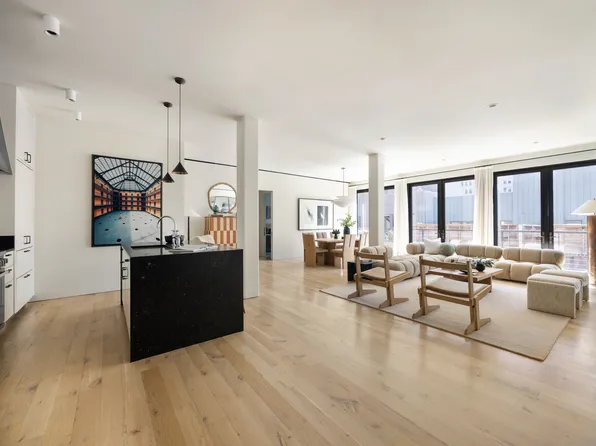 110 Duane Street image 1 of 22