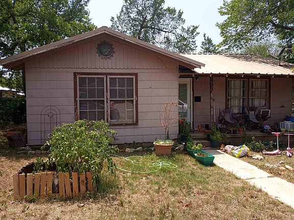 2nd image of 402 N Vandeveer St