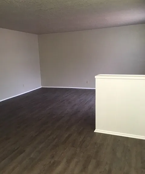 8810 Northeastern Blvd. NE — Photo 9