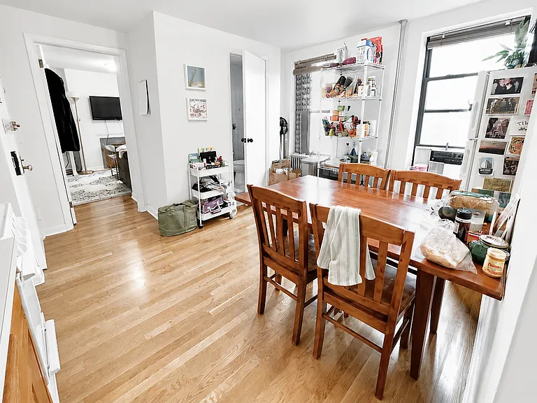 434 E 11th St #3RB — Photo 3