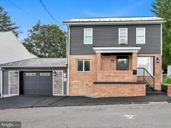 236 N Center St, Frackville, PA 17931