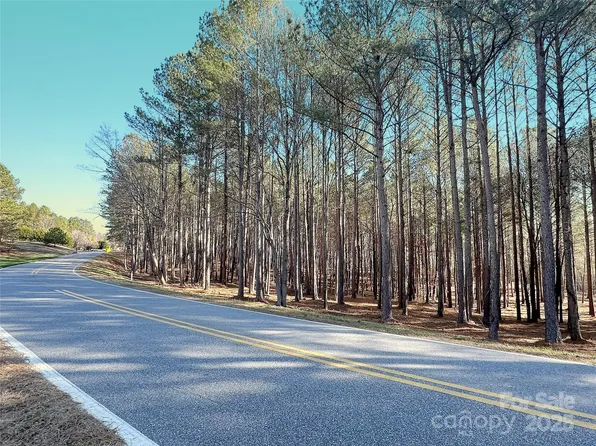 7773 Church Rd, Taylorsville, NC 28681