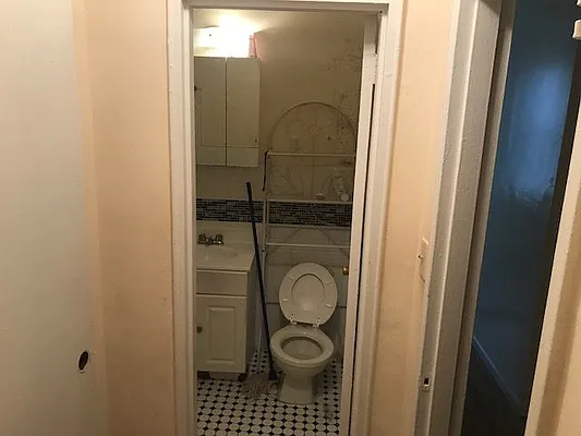 Rented by null | media 9