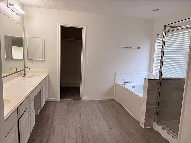 12603 Orchard Summit Dr — Photo 24