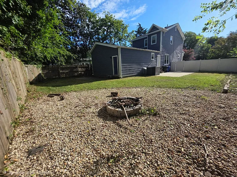 212 Elm Ave — Photo 34