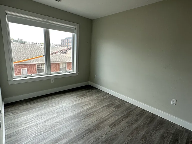 200-204 Old Colony Ave #303D — Photo 13