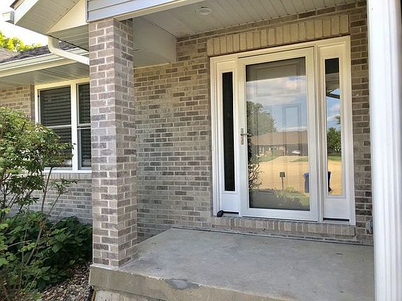 3rd image of 628 Krpan Ct